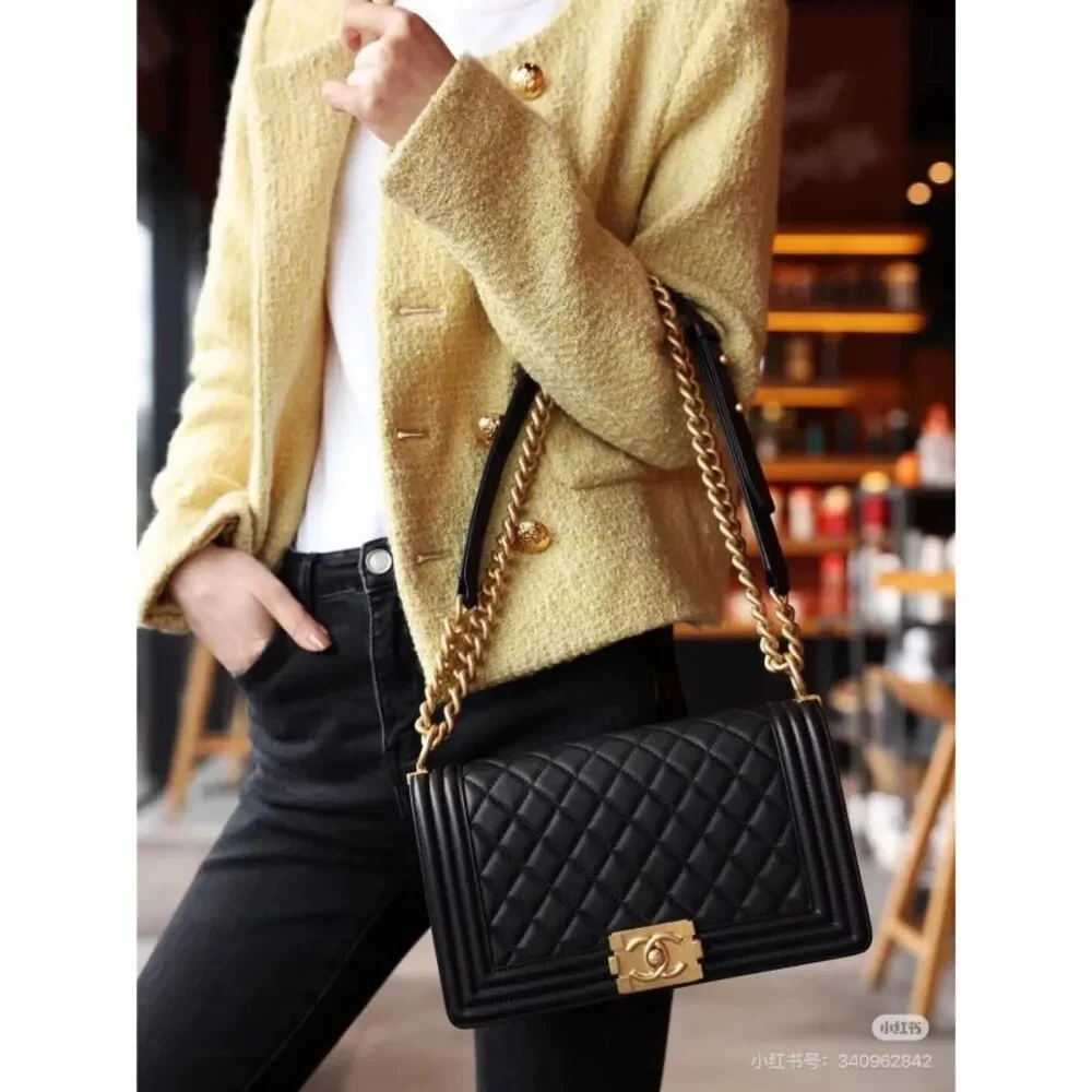 Chanel Women Pre-Loved Bag Very Good Condition